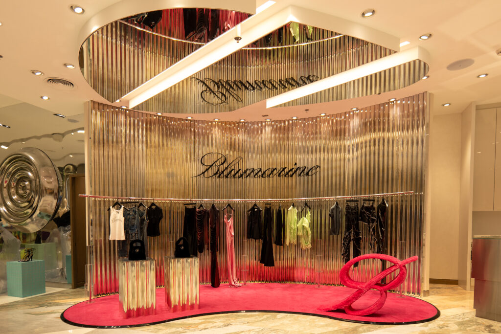 How-haute-couture-brands-drive-emotional-connection-through-luxury-shopfitting-scaled