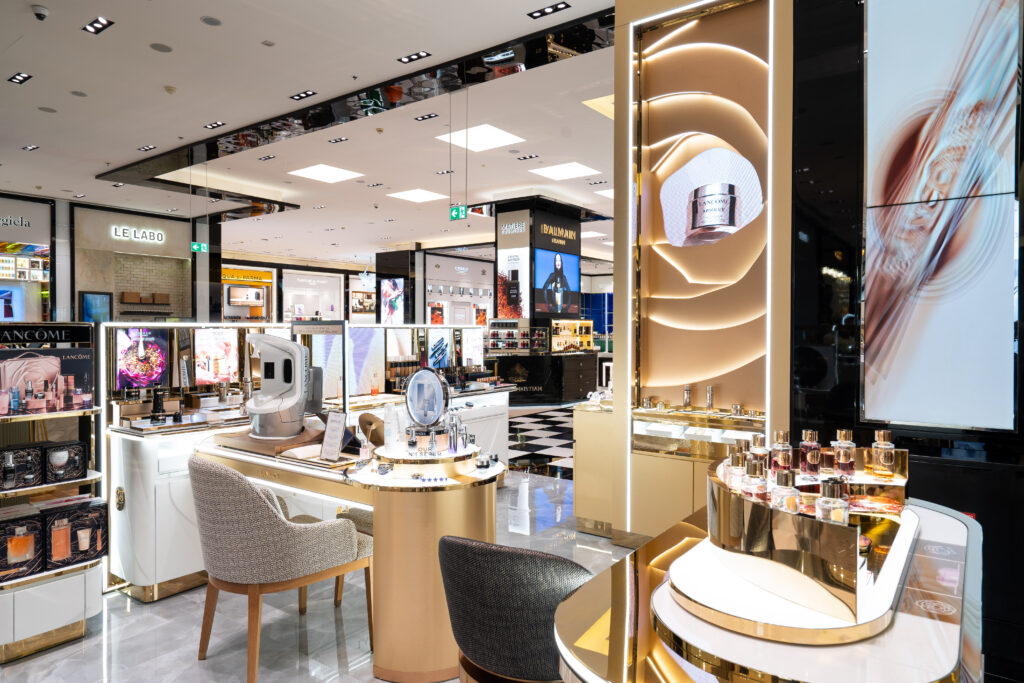 how-retail-focused-shopfitters-deliver-a-unique-hospitality-experience